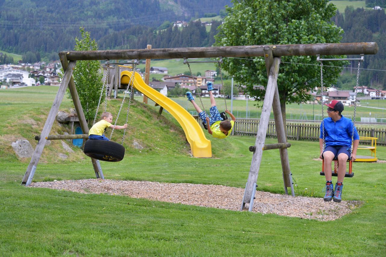 Ferienhof Stadlpoint Ried im Zillertal Exterior photo