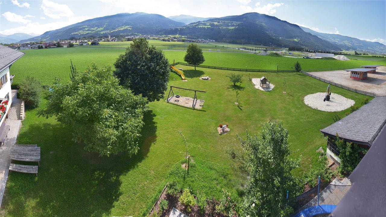 Ferienhof Stadlpoint Ried im Zillertal Exterior photo
